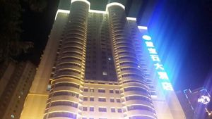 2014年 蘭州藍寶石大酒店亮化